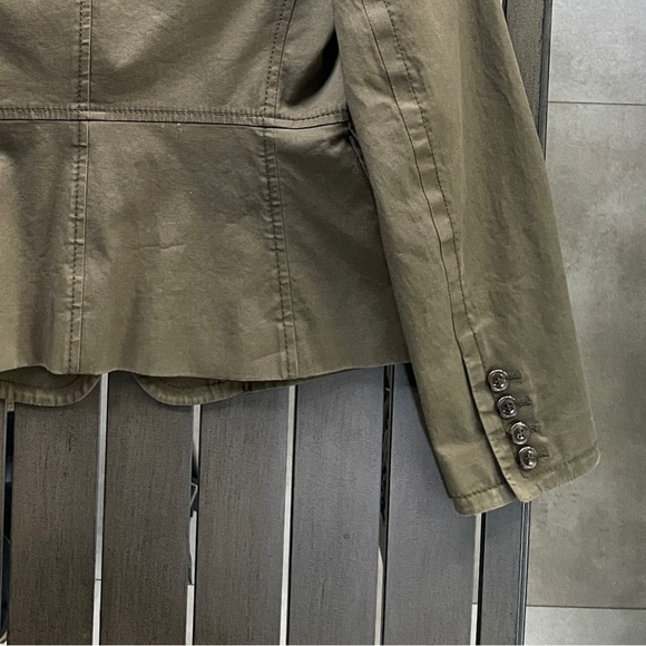 TALBOTS PETITES STRETCH ONE BUTTON BLAZER!! - Picture 7 of 12